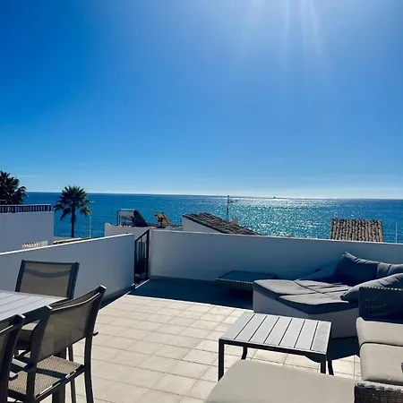Hébergement de vacances Casa Fonsie - Town House With Sea View