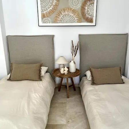 Casa Fonsie - Town House With Sea View * Estepona