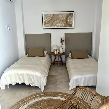 Casa Fonsie - Town House With Sea View Feriehus *
