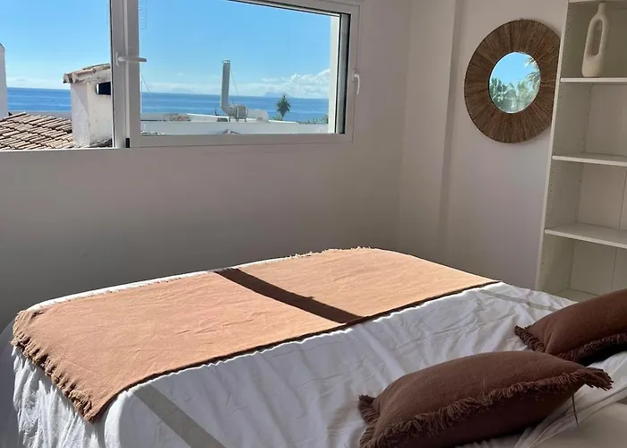 Дом отдыха Casa Fonsie - Town House With Sea View Эстепона