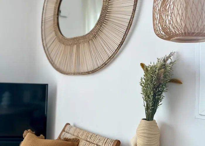 Дом отдыха Casa Fonsie - Town House With Sea View