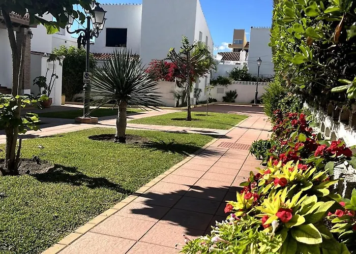 Casa Fonsie - Town House With Sea View Estepona